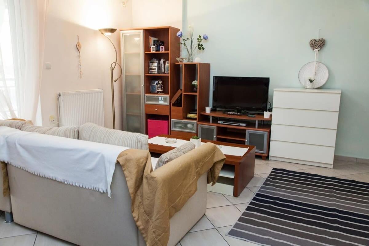 Lovely Apt In Peristeri Αθήνα Εξωτερικό φωτογραφία