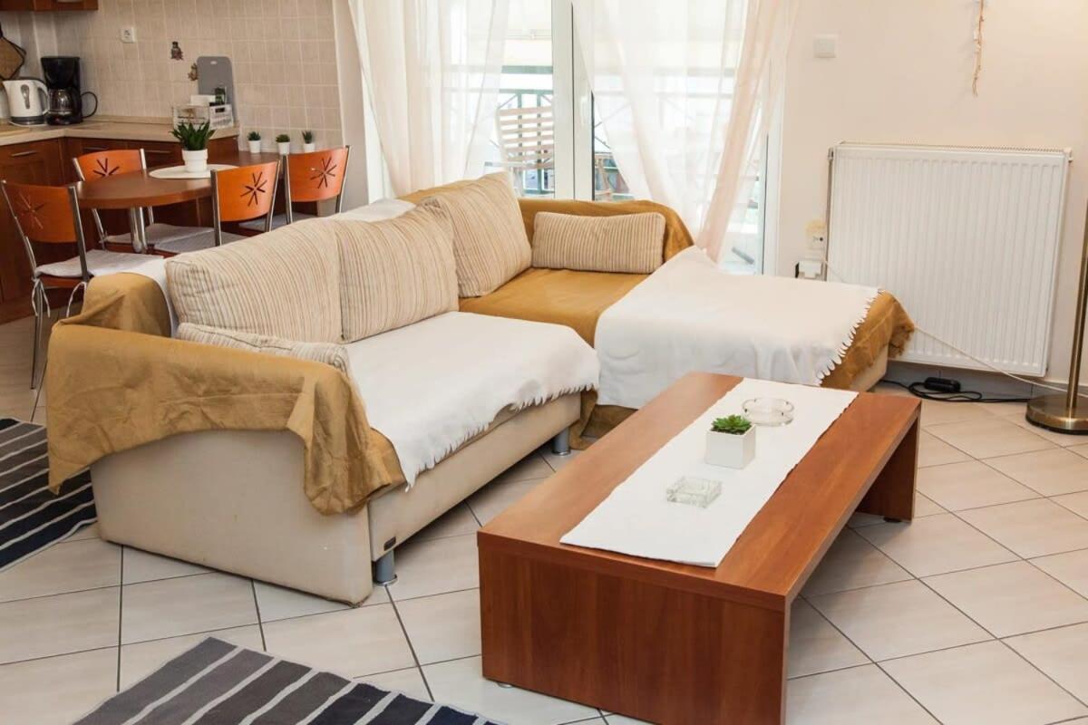 Lovely Apt In Peristeri Αθήνα Εξωτερικό φωτογραφία